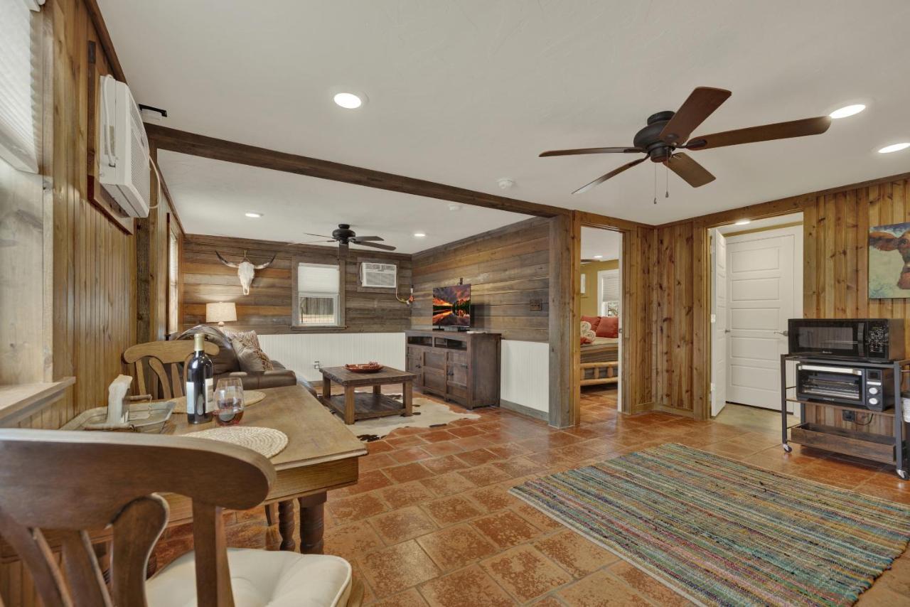 Ohana Ranch Cabin - 12 Minutes To Historic Main St Fredericksburg Dış mekan fotoğraf