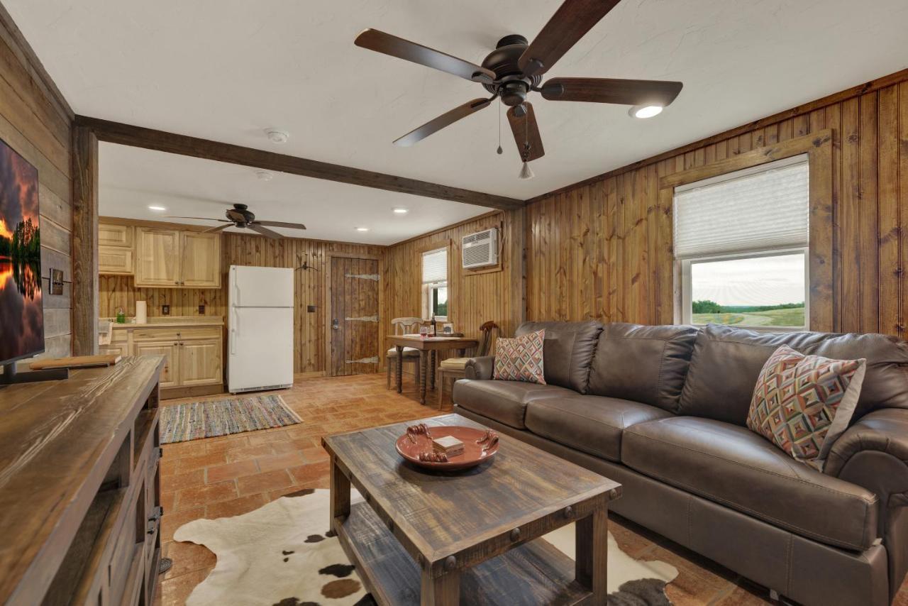 Ohana Ranch Cabin - 12 Minutes To Historic Main St Fredericksburg Dış mekan fotoğraf