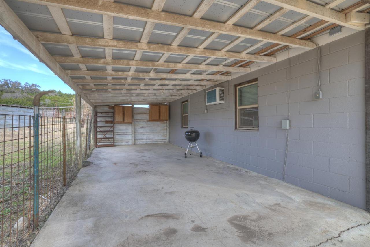 Ohana Ranch Cabin - 12 Minutes To Historic Main St Fredericksburg Dış mekan fotoğraf